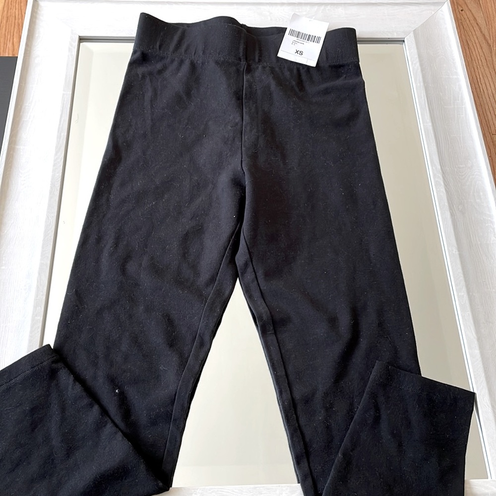 BLACK CROP LEGGINGS